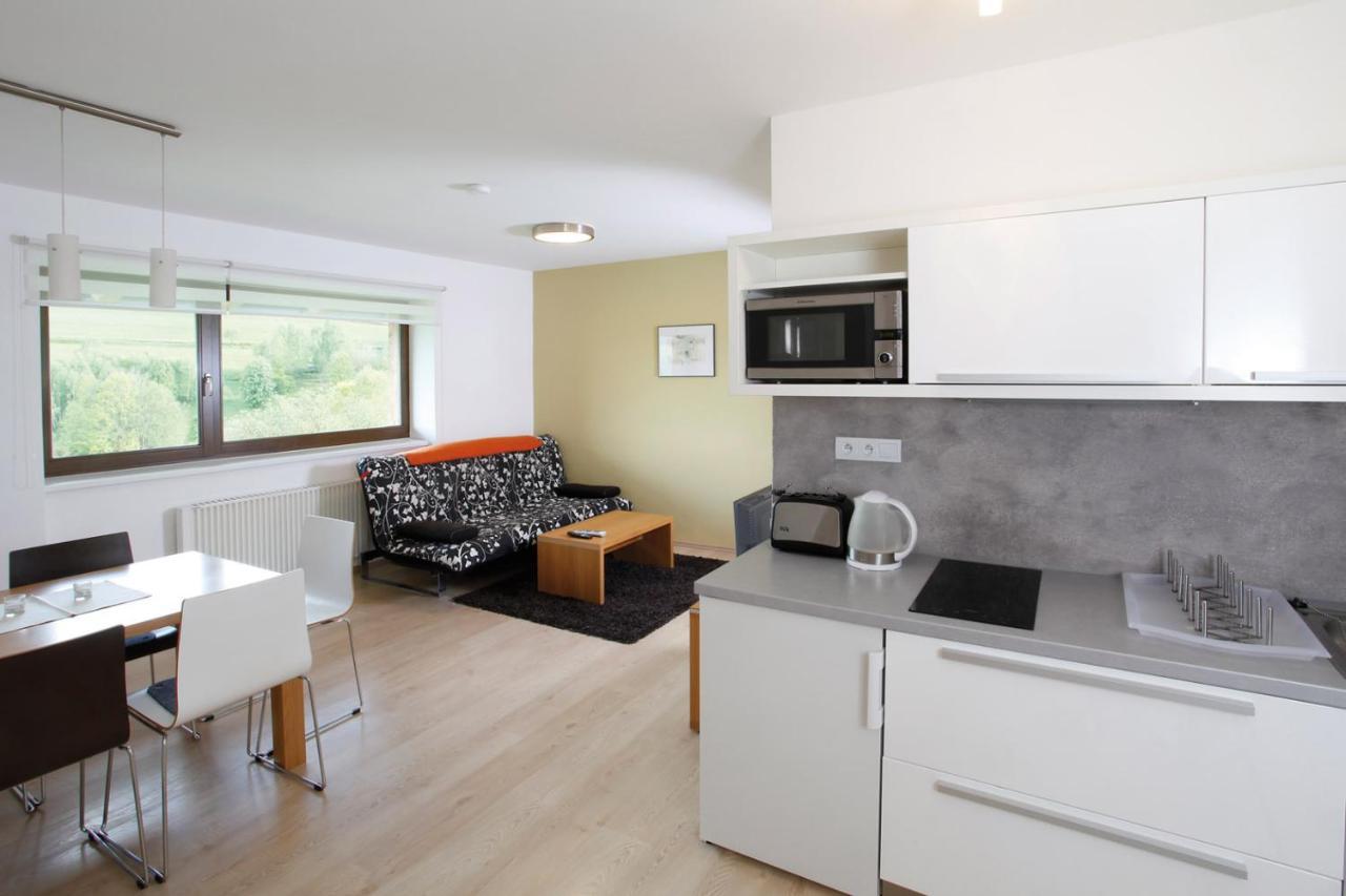 Apartman Stara Skola Vysoké nad Jizerou Exteriör bild