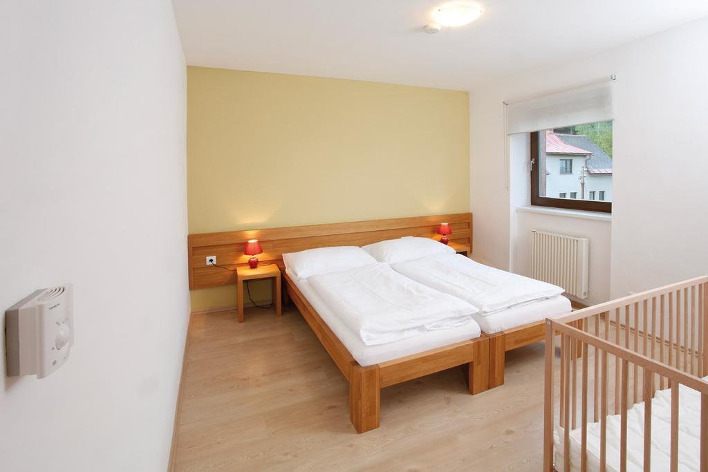 Apartman Stara Skola Vysoké nad Jizerou Rum bild