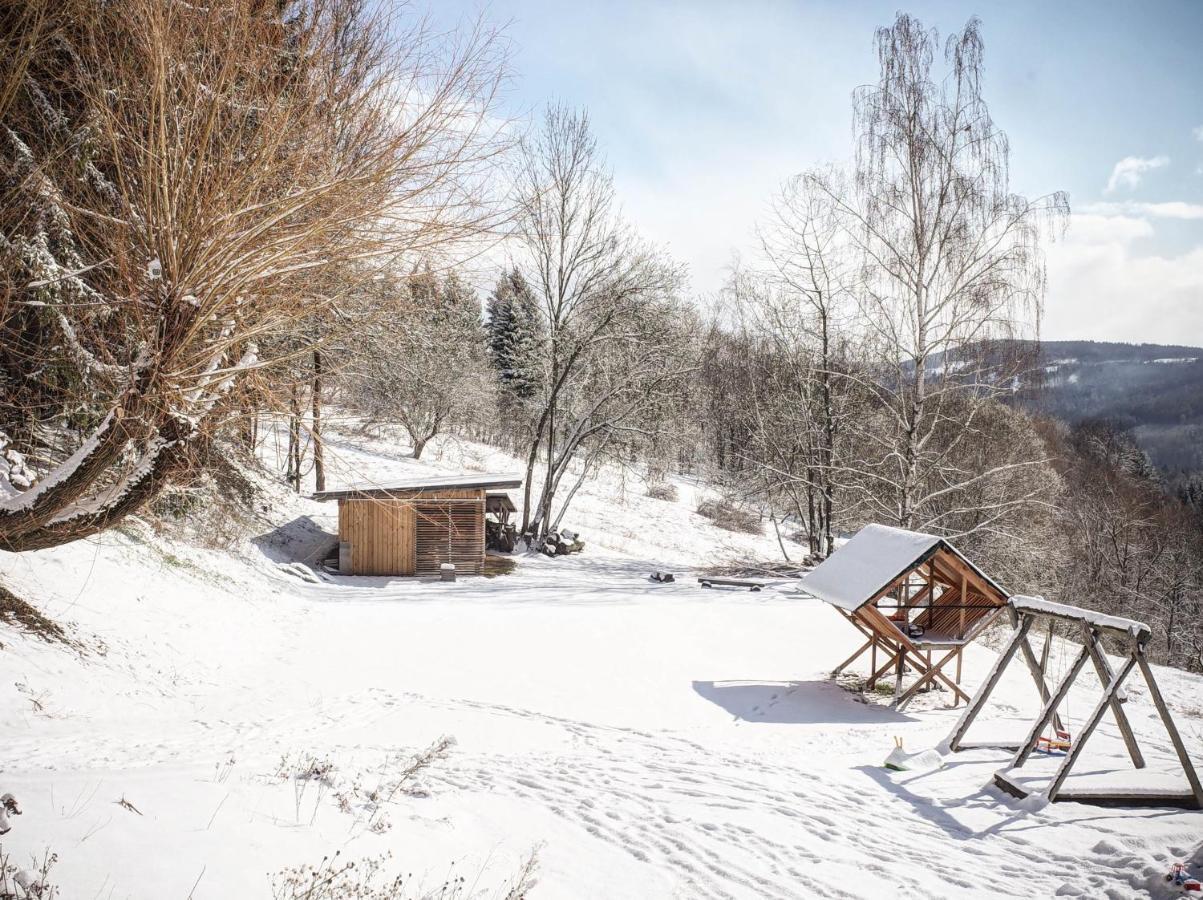 Apartman Stara Skola Vysoké nad Jizerou Exteriör bild